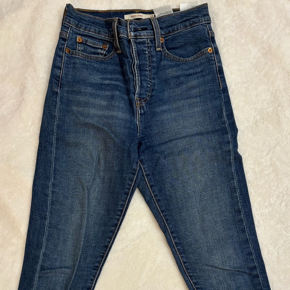 Levi's Dark Blue Women's Skinny Jeans